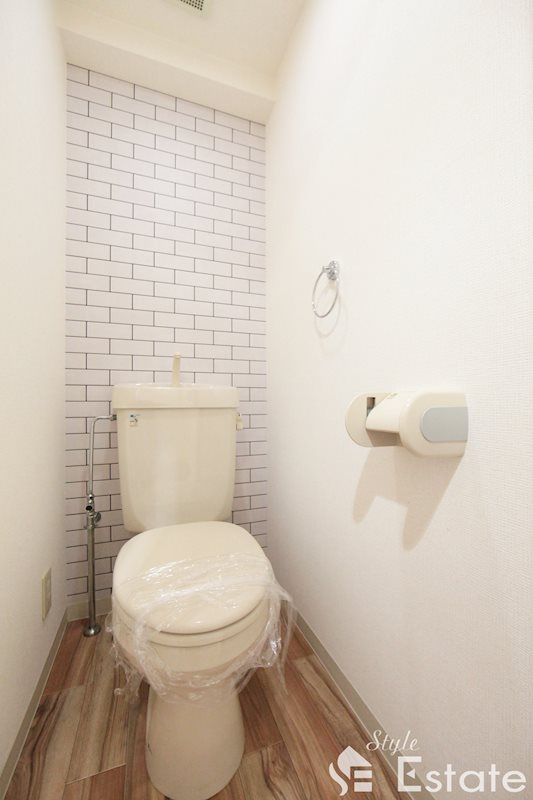 トイレ　温水洗浄便座取り付け可能