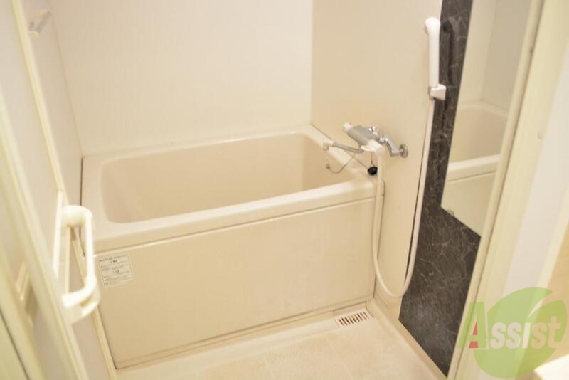 バス・シャワールーム　綺麗なお風呂が入ってます。