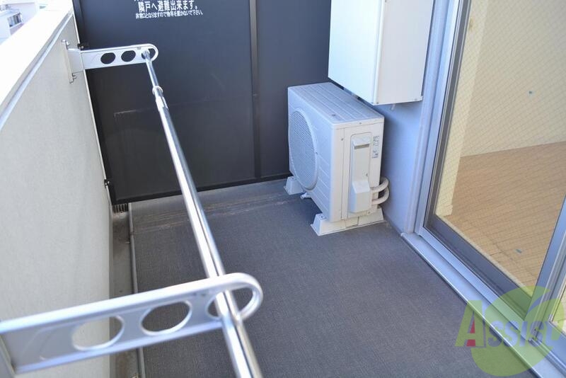 バルコニー　広々バルコニーですよ。