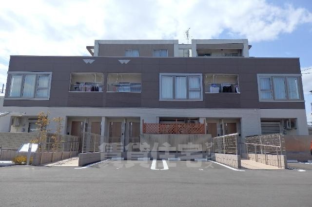 建物外観　外観写真（昼）