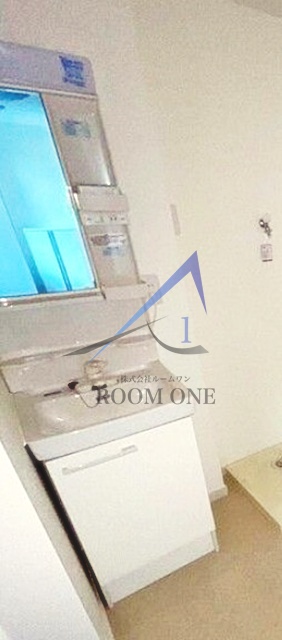 洗面設備　洗面台です。