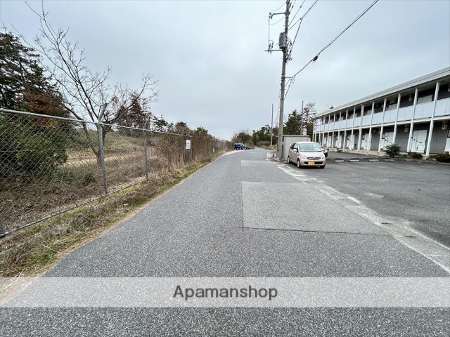 その他　前面道路（その他）まで0m