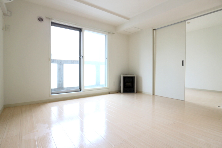 居室・リビング　広々としたリビング♪