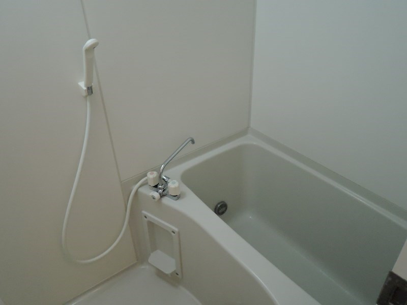 バス・シャワールーム　追い炊き機能付きバス