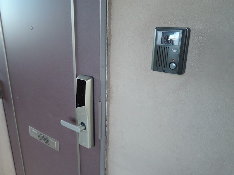 玄関　暗証番号入力式の電子キー