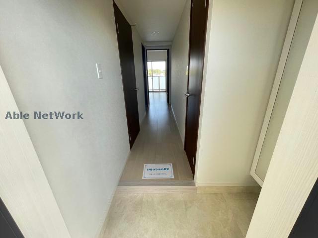 玄関　※同型・現況優先