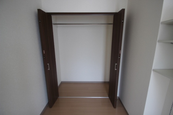 収納　※別号室の写真です。