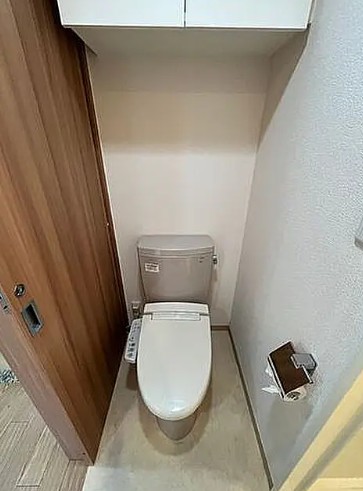 トイレ　★コンセント有、温水洗浄便座取り付け可能★