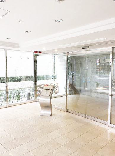 エントランス　★マンションならではの、エントランスロビー★