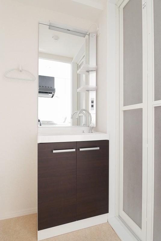 バス・シャワールーム　収納