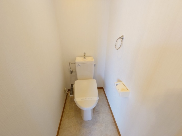 トイレ　別の部屋の写真です