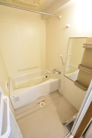 バス・シャワールーム　別号室の写真です。ご参考までに