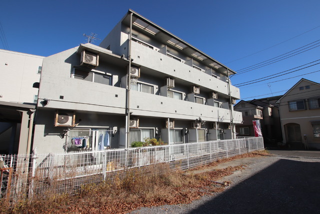 建物外観　外観（鉄筋コンクリート造３階建てマンションになります）