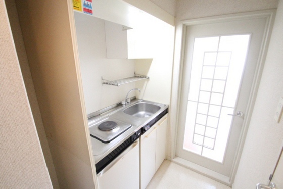 キッチン　※別の部屋の写真です。