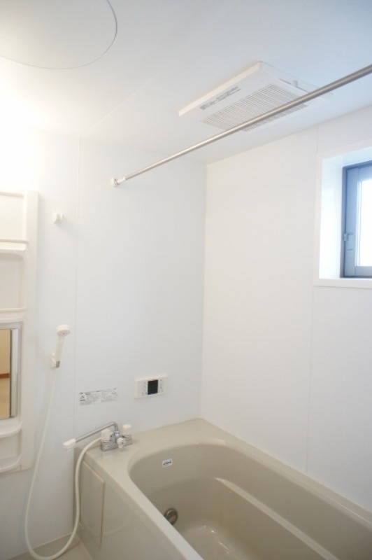 バス・シャワールーム　図面と現状に相違がある場合には現状を優先