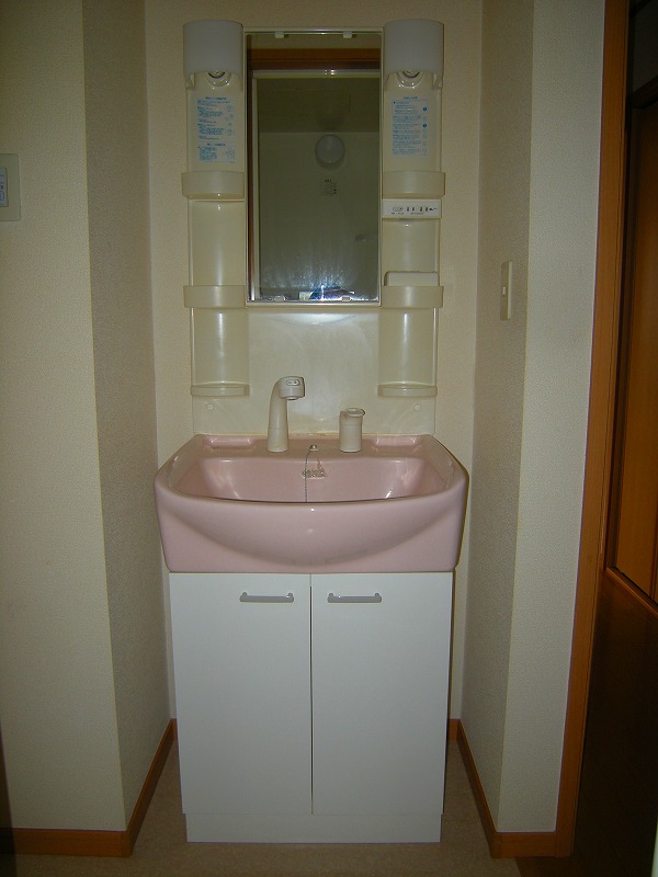 洗面設備　シャンプードレッサー