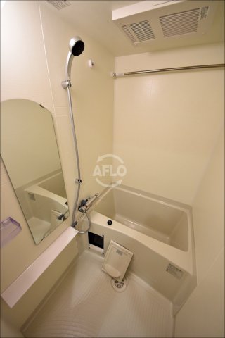 バス・シャワールーム　プレサンス松屋町ヴェルデス　浴室