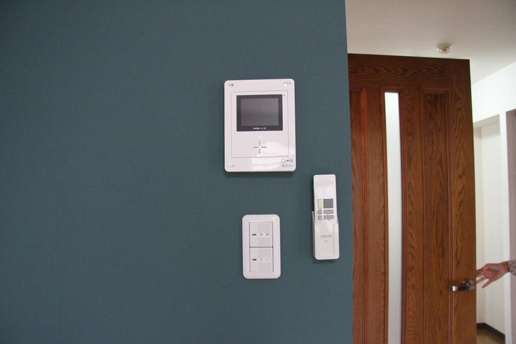 その他設備　モニター付きインターホン