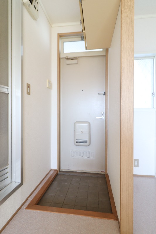 玄関　図面と現状に相違がある場合には現状を優先