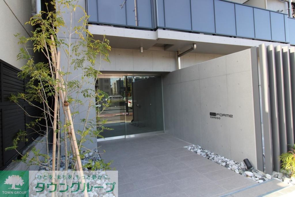 エントランス　駐車場