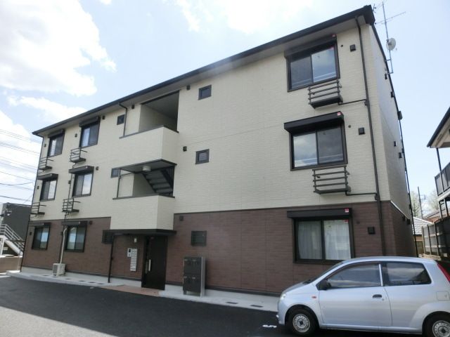 建物外観　インターネット無料で毎月のコスト軽減できます