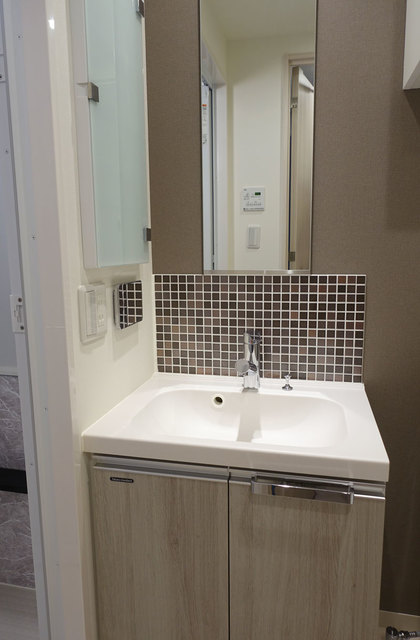 洗面設備　※写真は同タイプ住戸です。