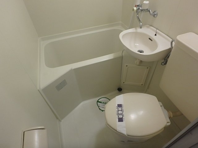 バス・シャワールーム　きれいなお風呂です