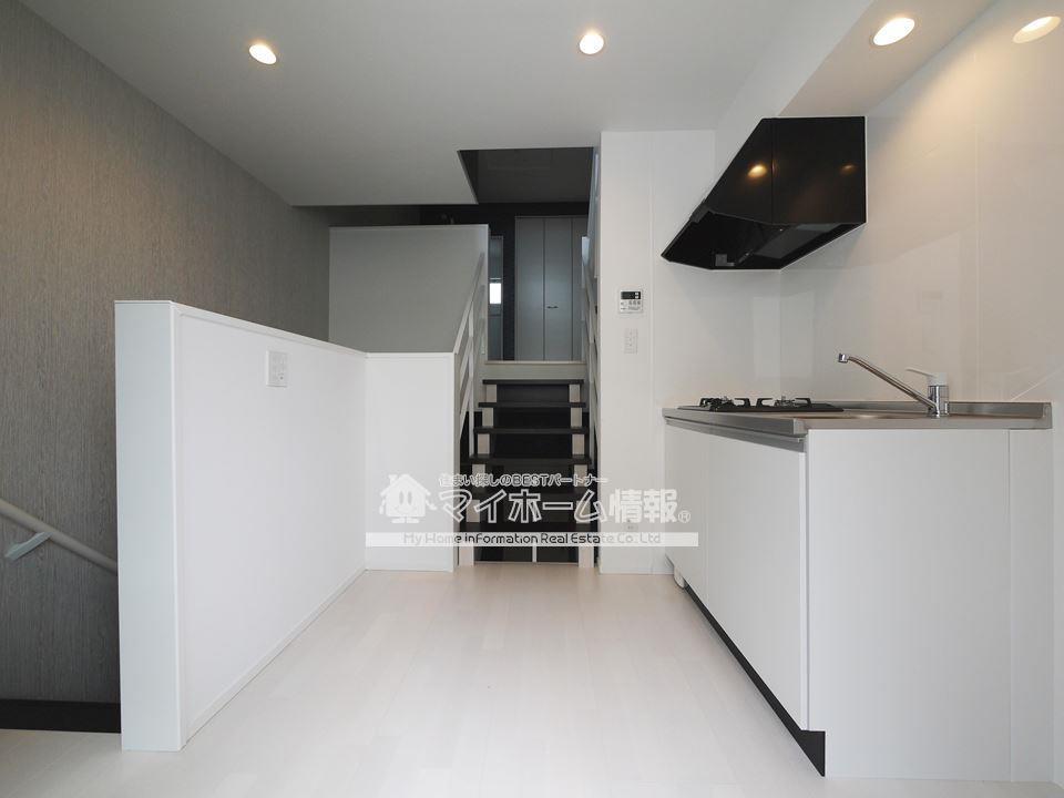 その他設備　段差を付けてメリハリのある空間に。。