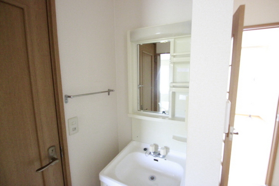 洗面設備　※別部屋の写真です