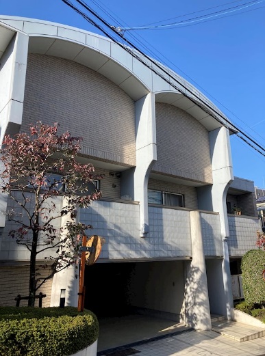 建物外観　外観は落ち着いています