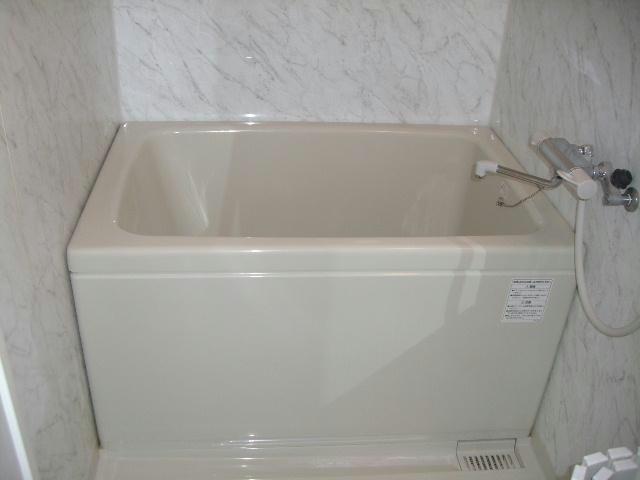 バス・シャワールーム　※別部屋(参考)