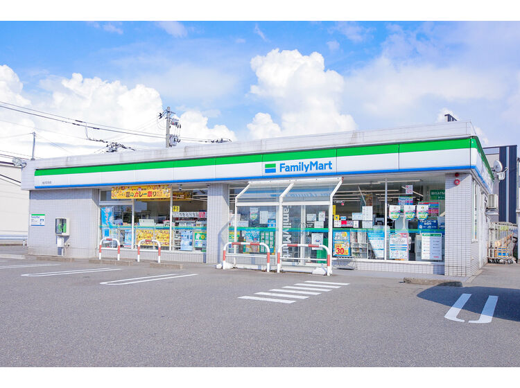 コンビニ　ファミリーマート 金沢疋田店（コンビニ）まで460m