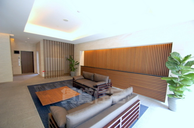 エントランス　外観