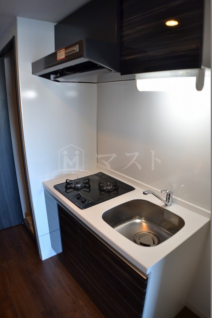 キッチン　カラーパターンはお部屋により異なります