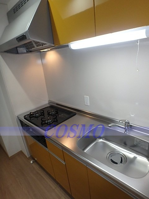 キッチン　同タイプの室内写真です。