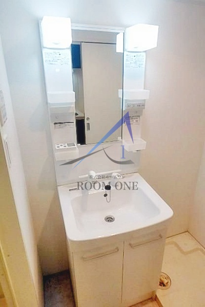 洗面設備　洗面台です。