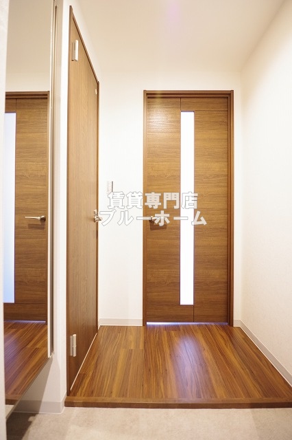 玄関　スペースたっぷりの玄関！