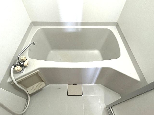 バス・シャワールーム　きれいなお風呂です