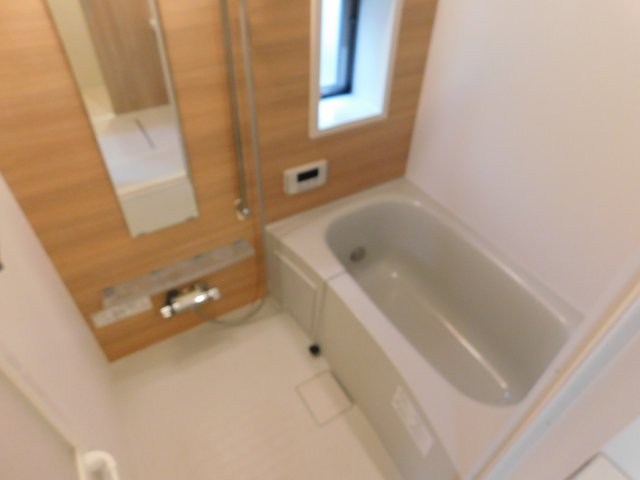 バス・シャワールーム　お風呂で日々の疲れを落としましょう