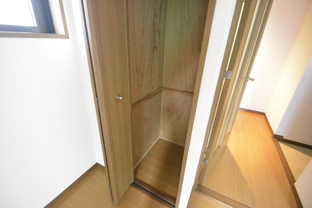 収納　クローゼット