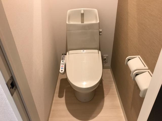 トイレ　シャワー付トイレ