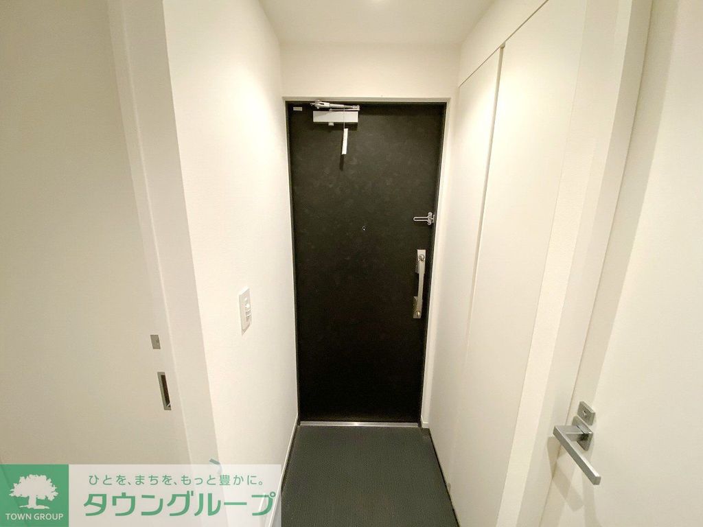 玄関　お問合せは(株)タウンハウジングレジデンス事業部までお問合…