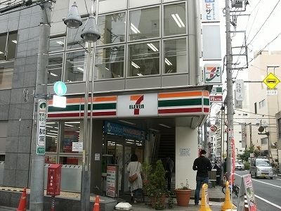 コンビニ　セブンイレブン赤坂6丁目店（コンビニ）まで100m