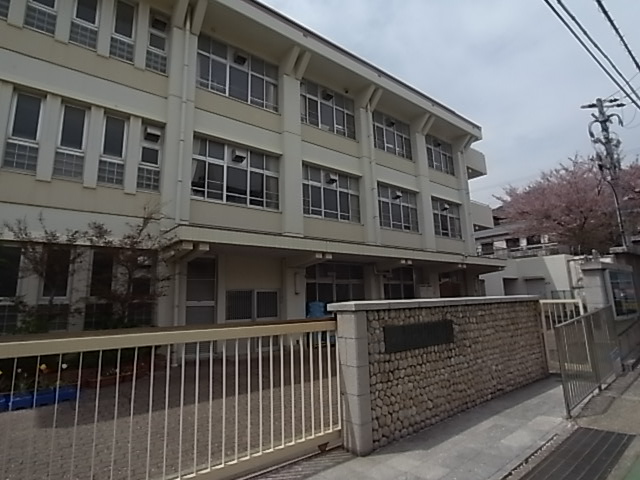 小学校　福住小学校（小学校）まで348m