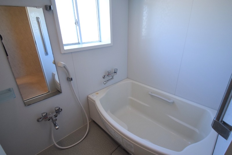 バス・シャワールーム　※同タイプ、別室