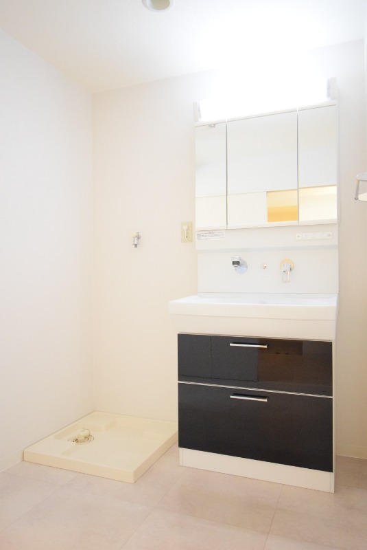 洗面設備　※同タイプ、別室