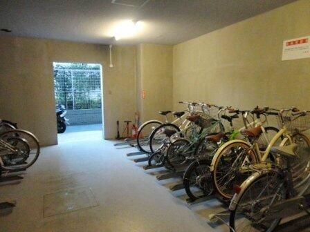 駐車場　駐輪場