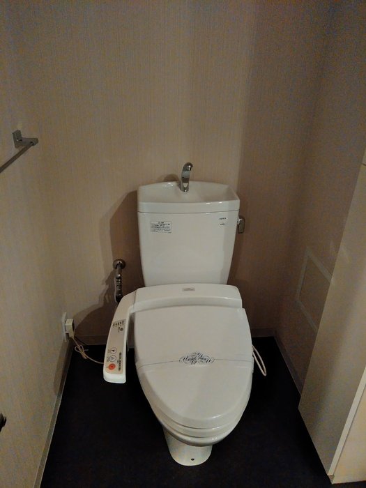 トイレ　別部屋参考写真