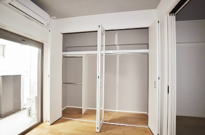 収納　5.3帖洋室クローゼット