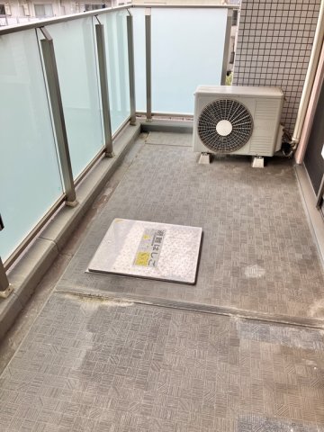 バルコニー　開放的で明るい空間を演出してくれるバルコニーです